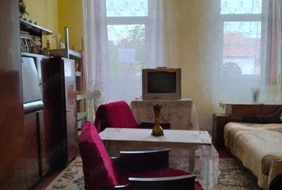 De vanzare casa cu teren de 1500mp in Deta - 8