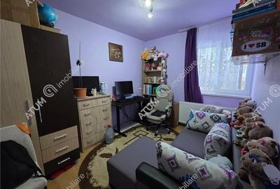 Apartament cu 3 camere decomandate si balcon etaj 1 in zona Gusterita - 5