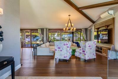 Pret Preferential- Oferta limitata pana la 31 Decembrie - 4