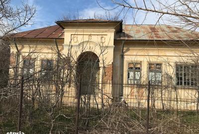 Casă cu 7 camere cu Teren 900 Mp în Zărnești - 11