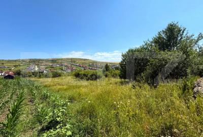 Teren de 1400 mp, în Chinteni