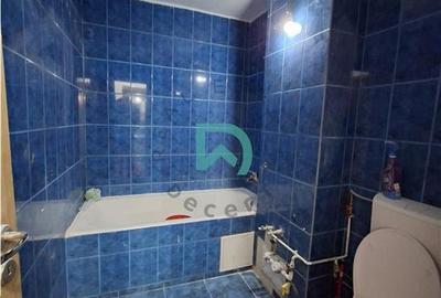 Apartament cu 3 camere decomandat în Astra - 14