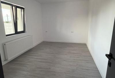 Casă cu 4 camere în Dârvari - 2