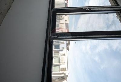 Apartament cu 4 camere decomandat în Central - 11