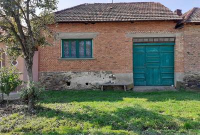 Casă cu 3 camere în Moceriș - 1