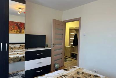 Apartament cu 3 camere decomandat în Decebal - 9