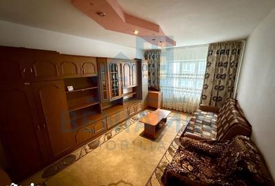 Apartament cu 2 camere decomandat în Florilor - 3