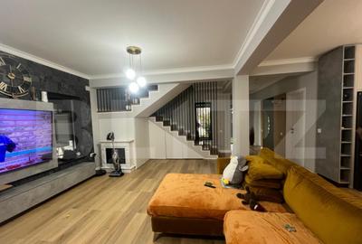Casă cu 4 camere cu Teren 380 Mp în Central