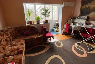 Apartament cu 3 camere semidecomandat, mobilat în Lipovei - 2