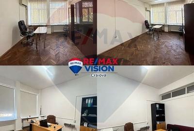 Birou, de 232.5 mp, în Central - 2