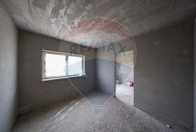 Locuieste sau investeste: Duplex cu curte in Cristian - 9