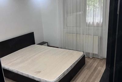 Apartament cu 2 camere semidecomandat în Central - 1