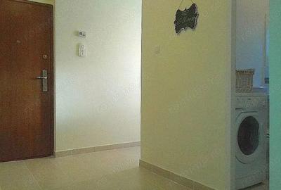 Apartament cu 2 camere nedecomandat în 7 Noiembrie - 7