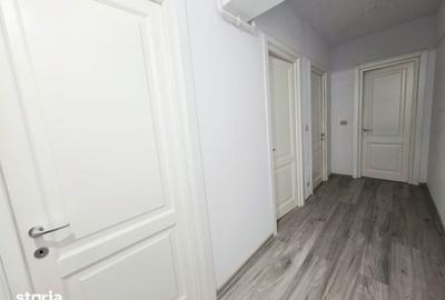 Apartament cu 2 camere decomandat în Nicolina