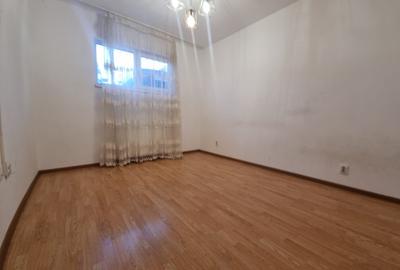 Apartament 2 camere decomandat, parcare, metrou 10 min, mutare imediata - 5