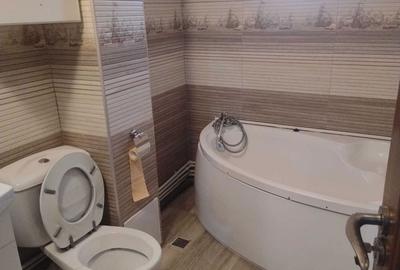 Apartament cu 2 camere decomandat în Central - 3