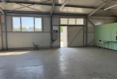Spațiu comercial, de 280 mp, în Central - 3