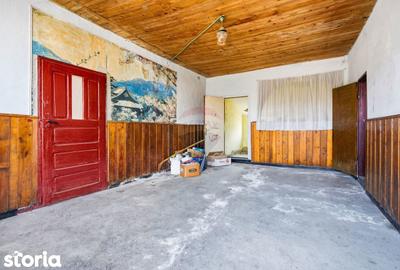 Casă cu 5 camere cu Teren 552 Mp în Balș - 2