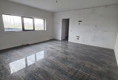 Casă cu 4 camere decomandat cu Teren 1700 Mp în Școlilor - 11