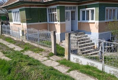 Casă cu 2 camere în Ozd - 1
