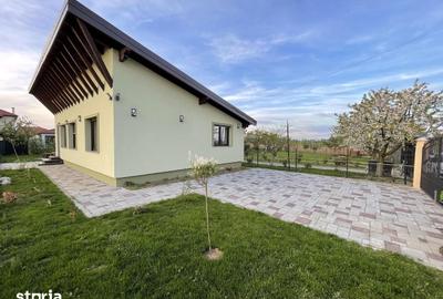Casă cu 3 camere cu Teren 350 Mp în Vetiș - 9