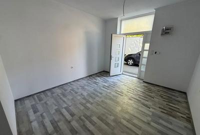 Spațiu comercial, de 45 mp, în Mileniului - 3