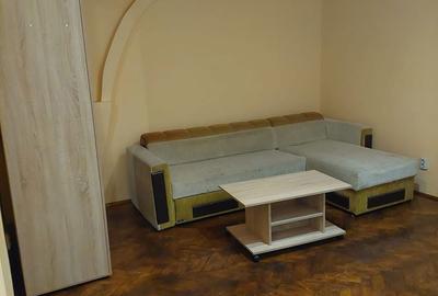 Apartament cu 2 camere în Cetate - 3