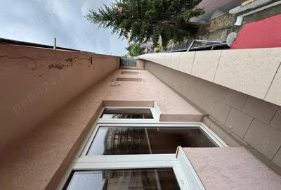 Apartament cu 3 camere, decomandat, etaj 2 - 7