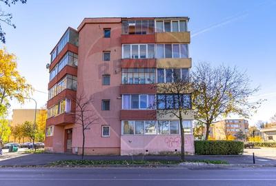 Apartament 2 camere/ 2 balcoane/de renovat-  zona Tractorul! - 31
