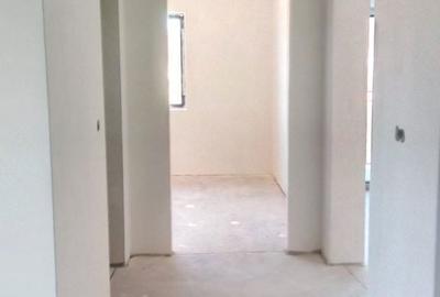 Apartament cu 4 camere în Central - 3
