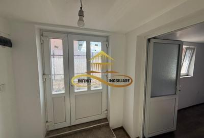 Casa de vanzare in Bacau Saucesti cu potential comercial - 7