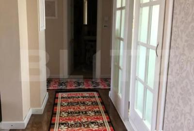 Apartament cu 3 camere decomandat în Bartolomeu