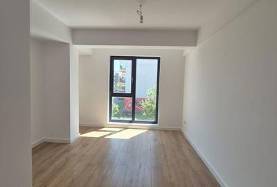 Apartament cu 3 camere în Central - 11