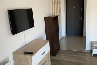 Garsonieră decomandată în Central - 2