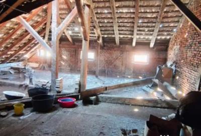 Casă cu 5 camere cu Teren 1090 Mp în Râșnov - 3