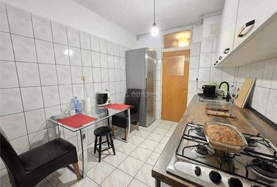 Apartament cu 4 camere decomandat în Crângași - 14