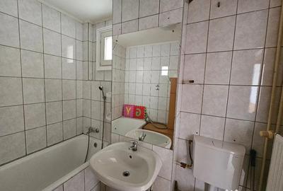 Apartament cu 2 camere decomandat în Costin Georgian - 11
