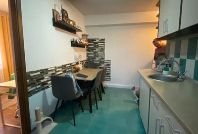 Apartament cu 3 camere decomandat în Central - 1