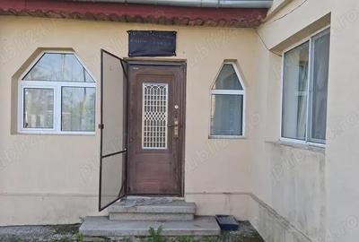 Casă cu 3 camere în Stâlpu - 16