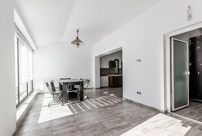 Casă cu 7 camere cu Teren 1644 Mp în Sânnicolau Mic