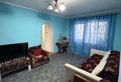 Apartament cu 3 camere semidecomandat în Traian - 12