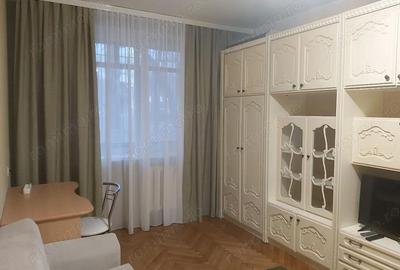 Apartament cu 2 camere decomandat în Torontalului