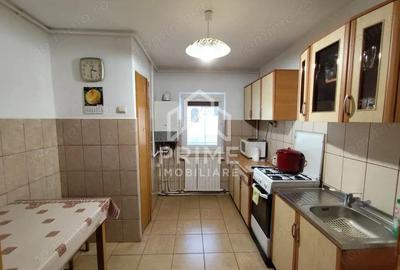 Apartament 4 camere, 78 mp, zona Dallas - 1