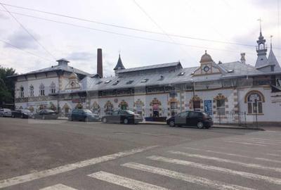 Vanzare cladire spa?ii comerciale ?i de locuit - 1