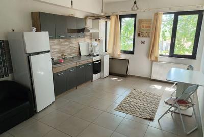Apartament cu 2 camere decomandat în Central - 4