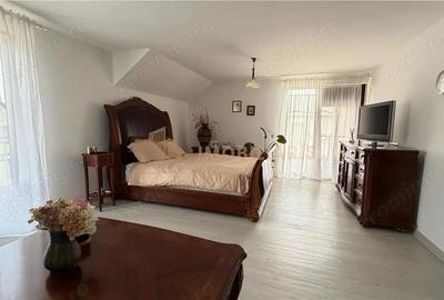 Casă cu Teren 1800 Mp în Central - 16