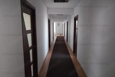 Casă în Central - 1