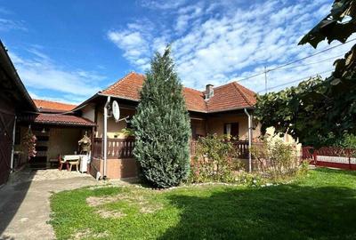 Casă cu 4 camere în Ciceu-Giurgești - 4