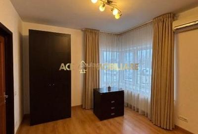 Apartament cu 3 camere decomandat, mobilat în P-ța Universității - 4