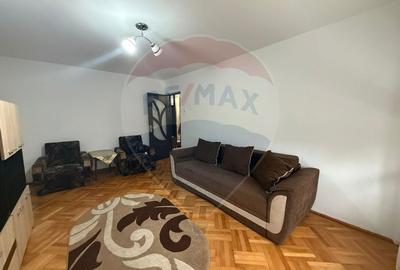 Apartament cu 2 camere de inchiriat in zona 1 Mai - 1